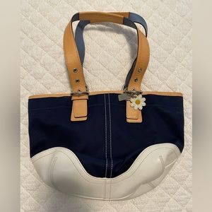 Coach tote purse